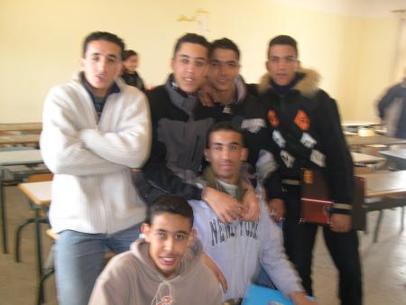 les cinq