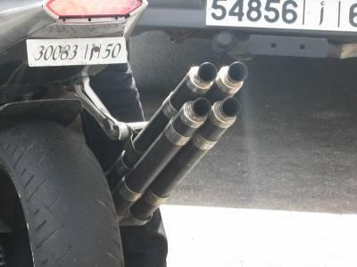 r1 2003 avec 4 chaqument